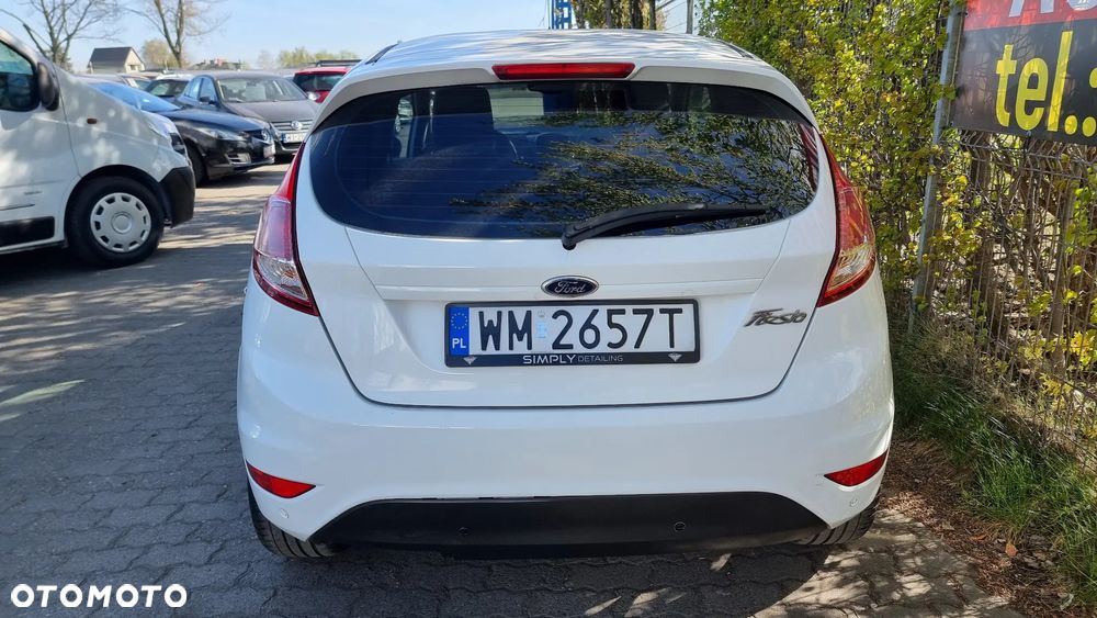 Ford Fiesta 1.5 TDCi Ambiente - 28