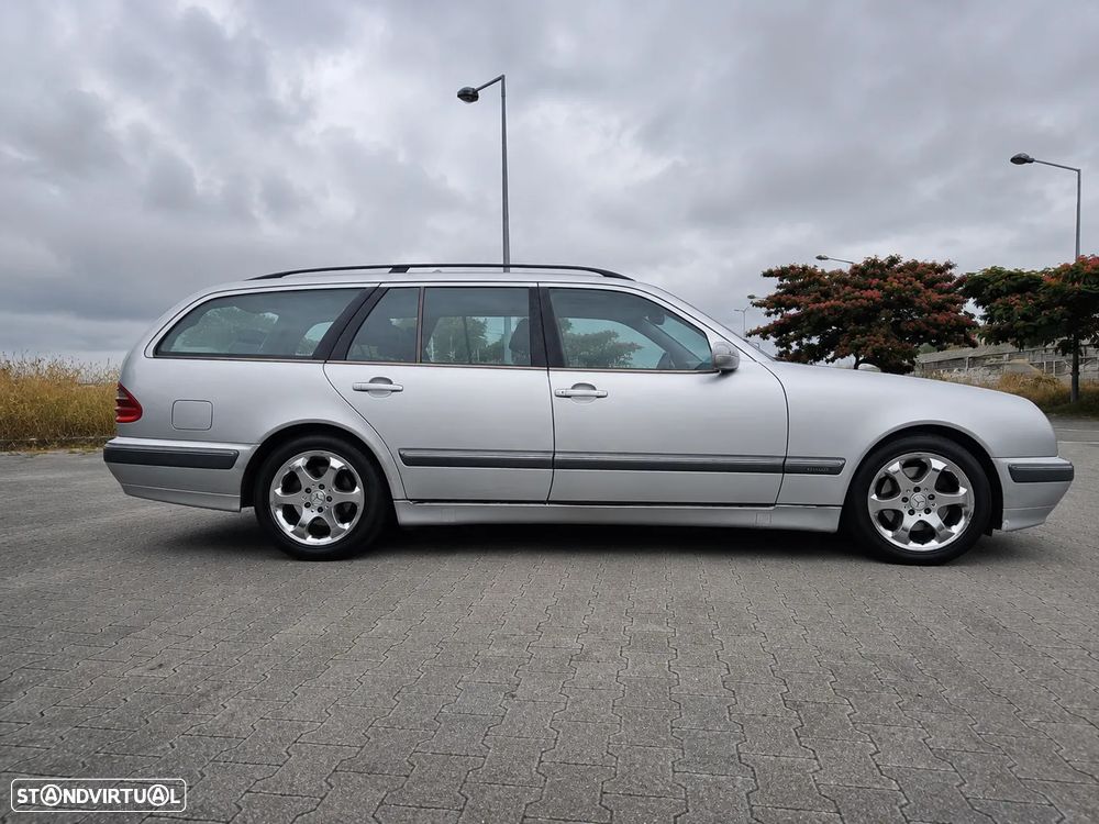 Mercedes-Benz E 220 - 3