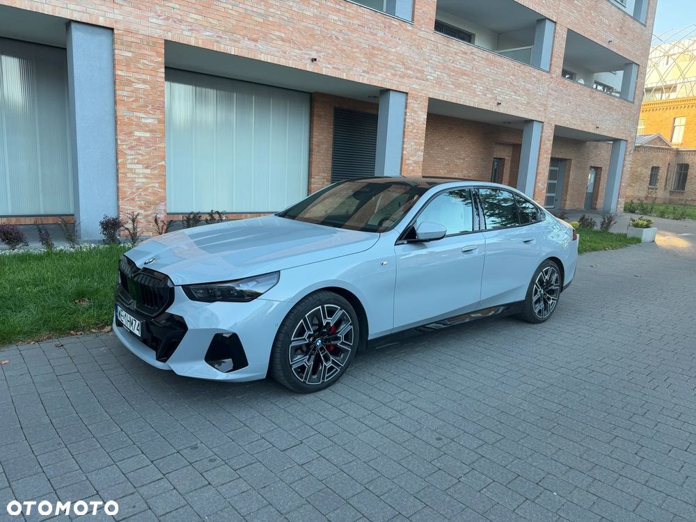 BMW Seria 5 520d xDrive mHEV M Sport - 1