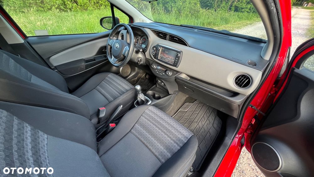 Toyota Yaris 1.33 Premium - 12