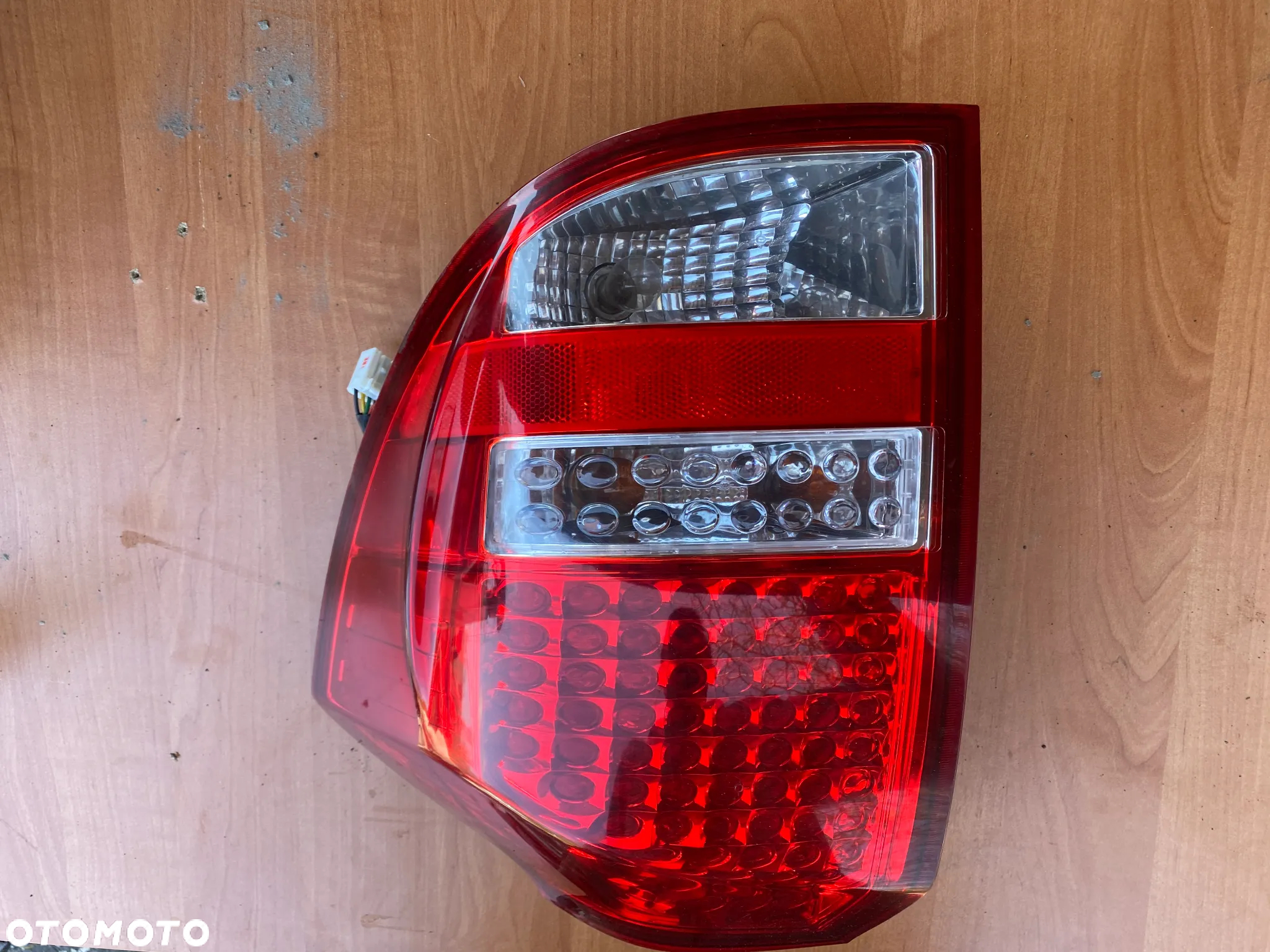 LAMPA TYŁ TYLNA PRAWA LUB LEWA KIA CEED I LIFT - 2