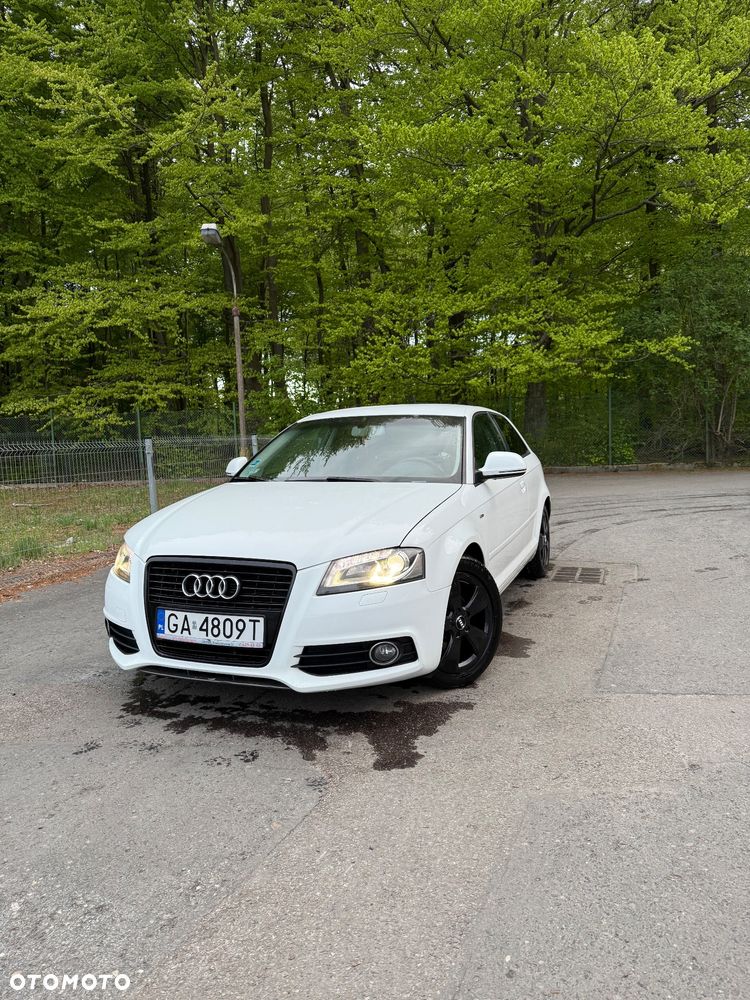 Audi A3 3-drzwiowe 1.6 TDI DPF Ambition - 1