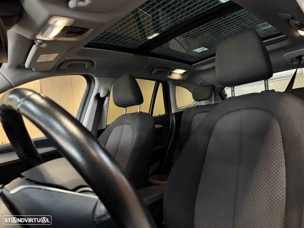 BMW X1 16 d sDrive - 38