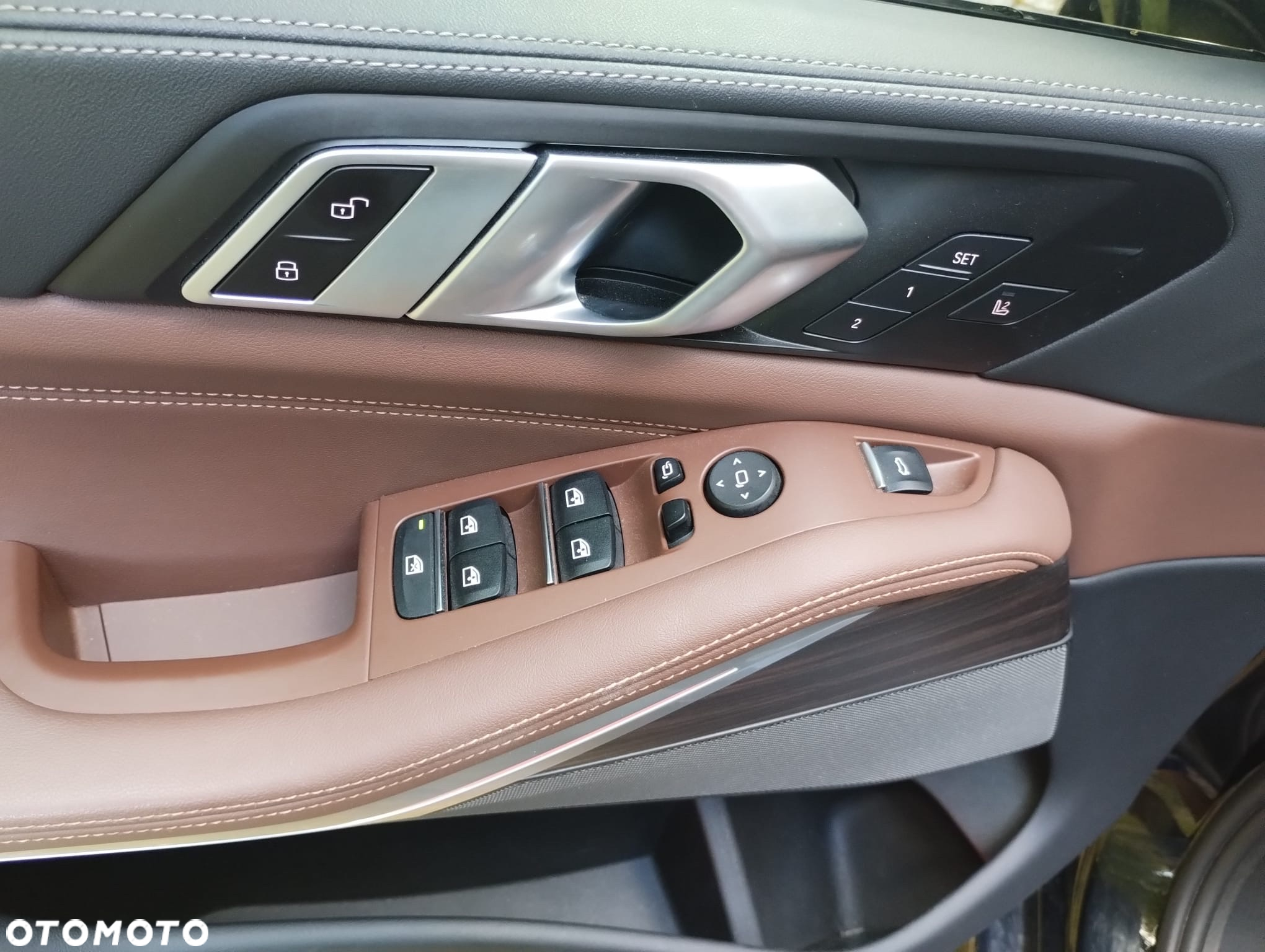 BMW X5 xDrive40i - 28