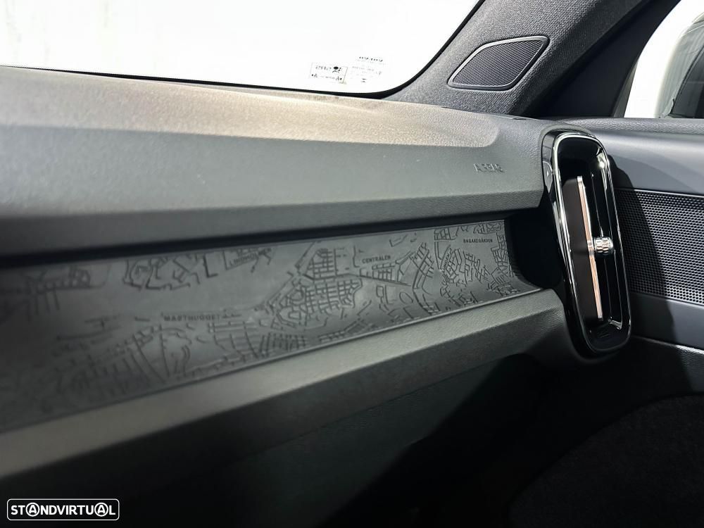 Volvo C40 Recharge Single Motor Plus - 32