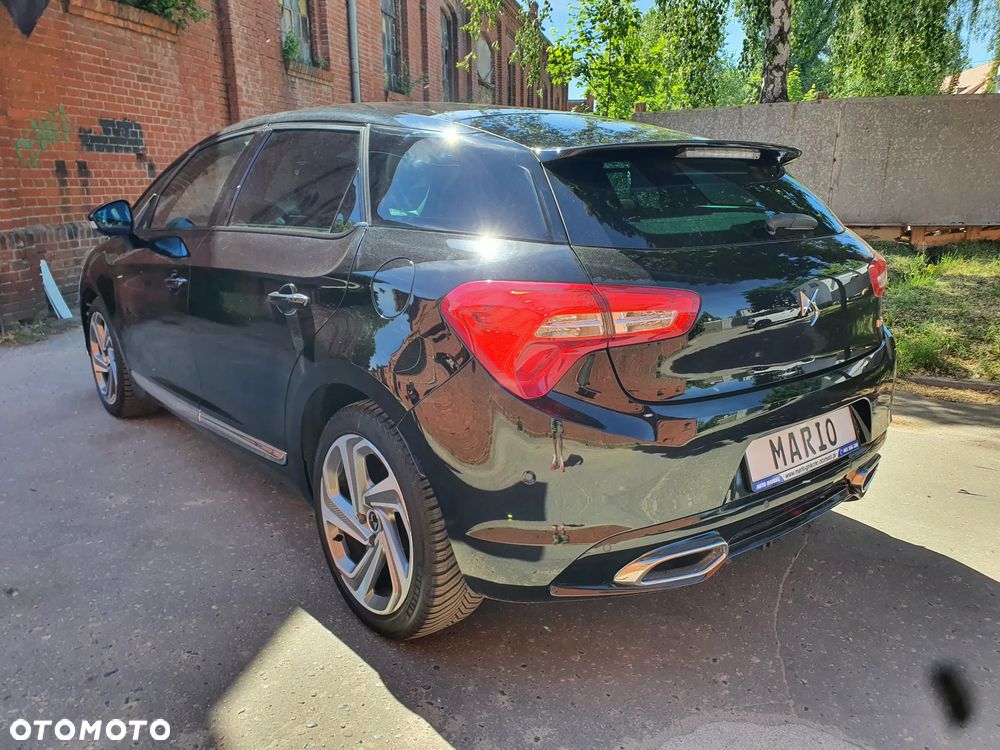 DS Automobiles DS 5 - 6
