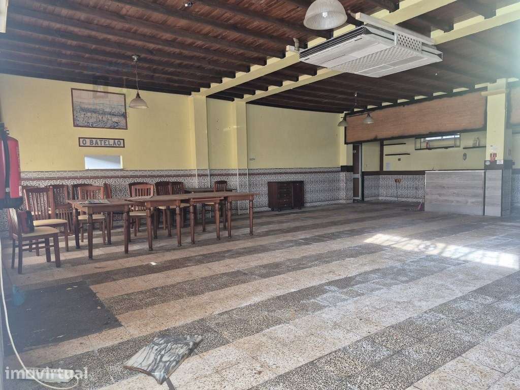 Estabelicimento comercial no Gaio Rosário: Oportunidade com Terraço - Grande imagem: 3/15
