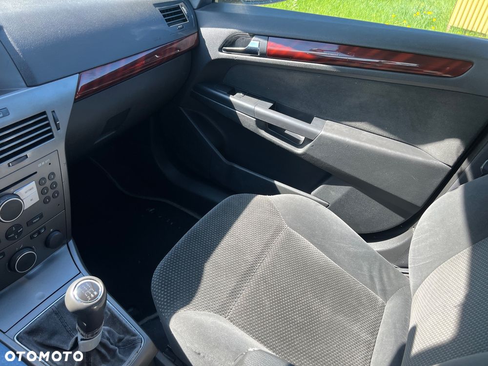 Opel Astra 1.7 CDTI Elegance - 15