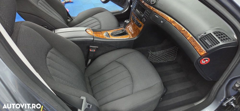Mercedes-Benz E 220 CDI Automatik Elegance - 13