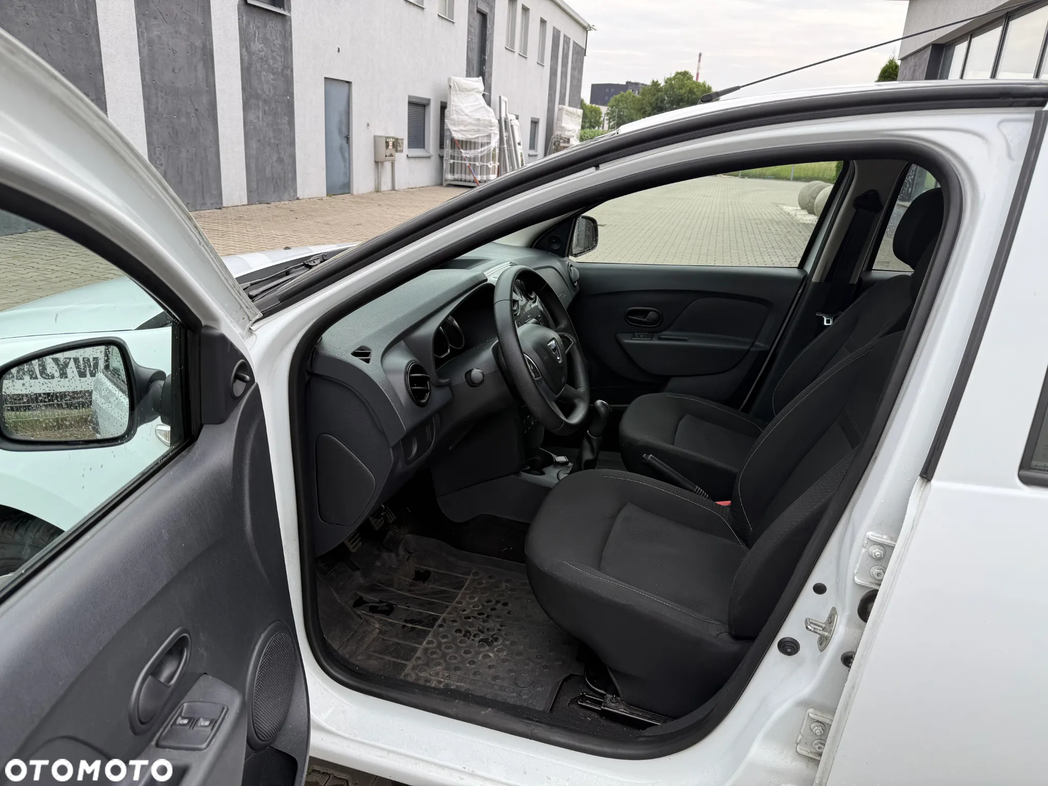 Dacia Sandero 1.0 SCe Ambiance - 11