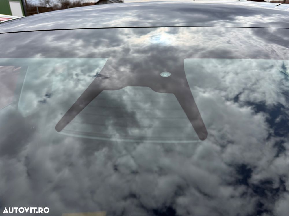 Tesla Model 3 RWD - 15