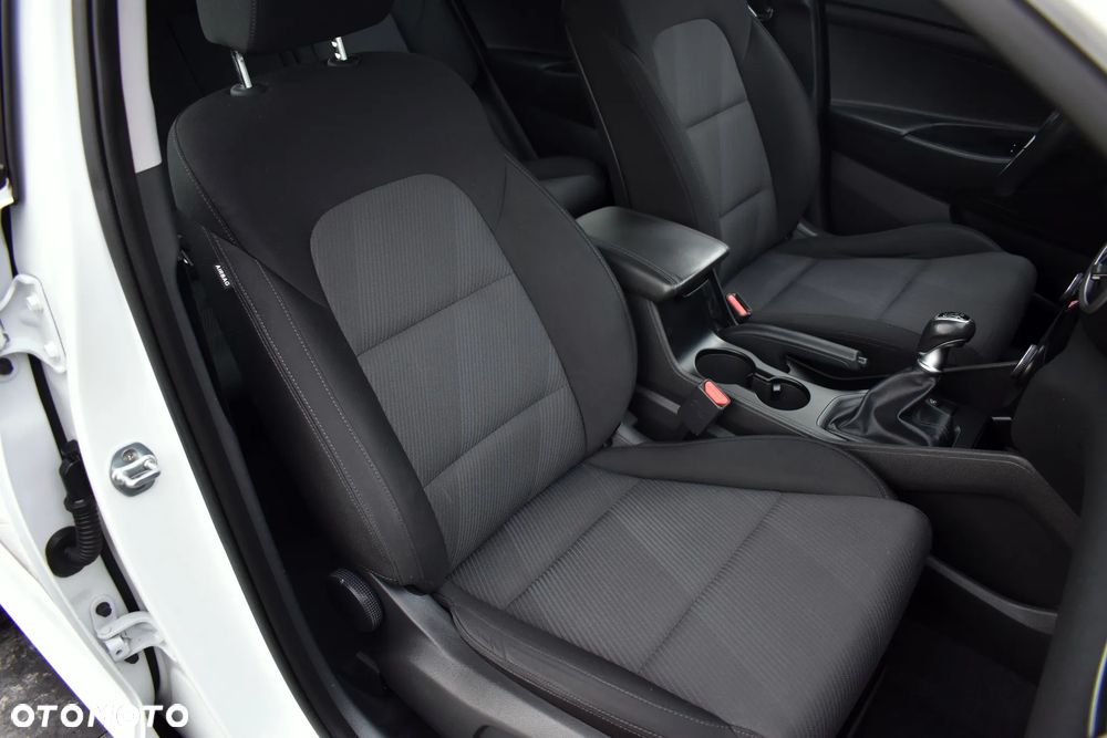 Hyundai Tucson blue 1.6 GDi 2WD Passion - 36