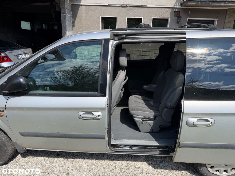 Chrysler Voyager LE 2.5L TD - 2