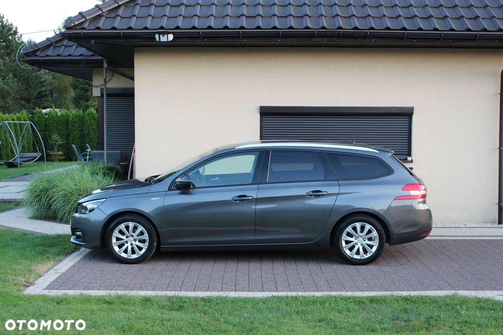 Peugeot 308 - 3