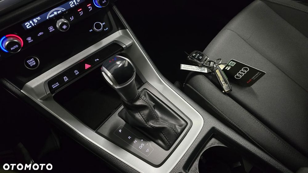 Audi Q3 Sportback ver-35-tfsi-sportback-s-tronic-edition-one - 17