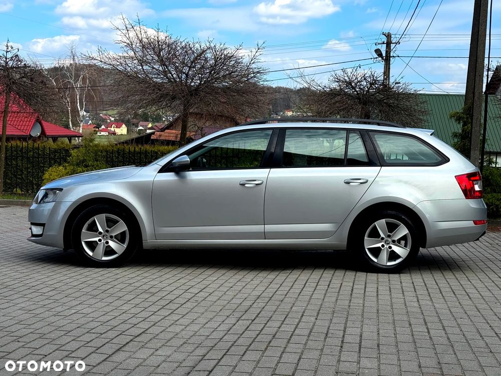 Skoda Octavia 1.6 TDI Style DSG - 3