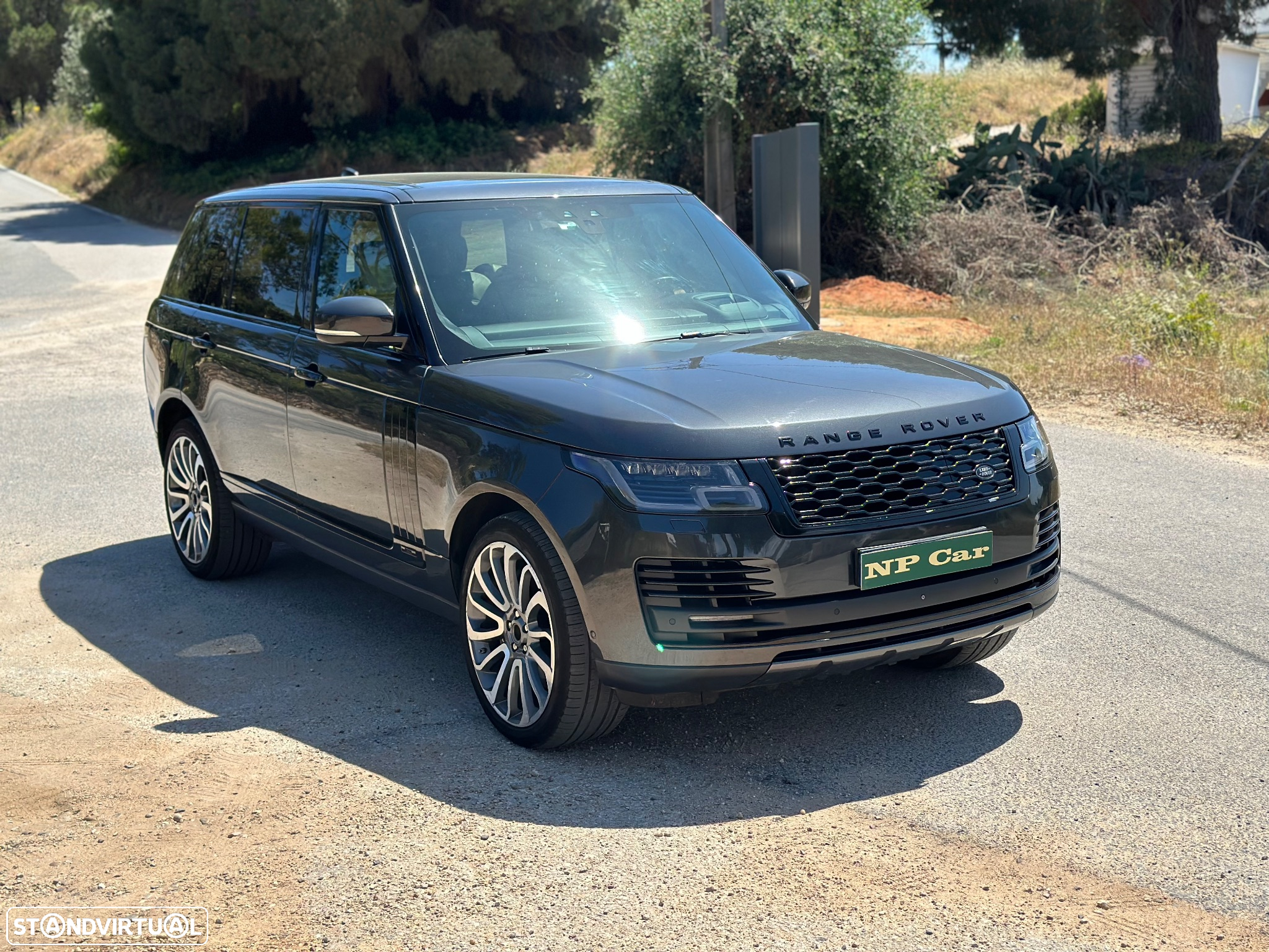 Land Rover Range Rover 2.0 Si4 PHEV LWB Autobiography - 2