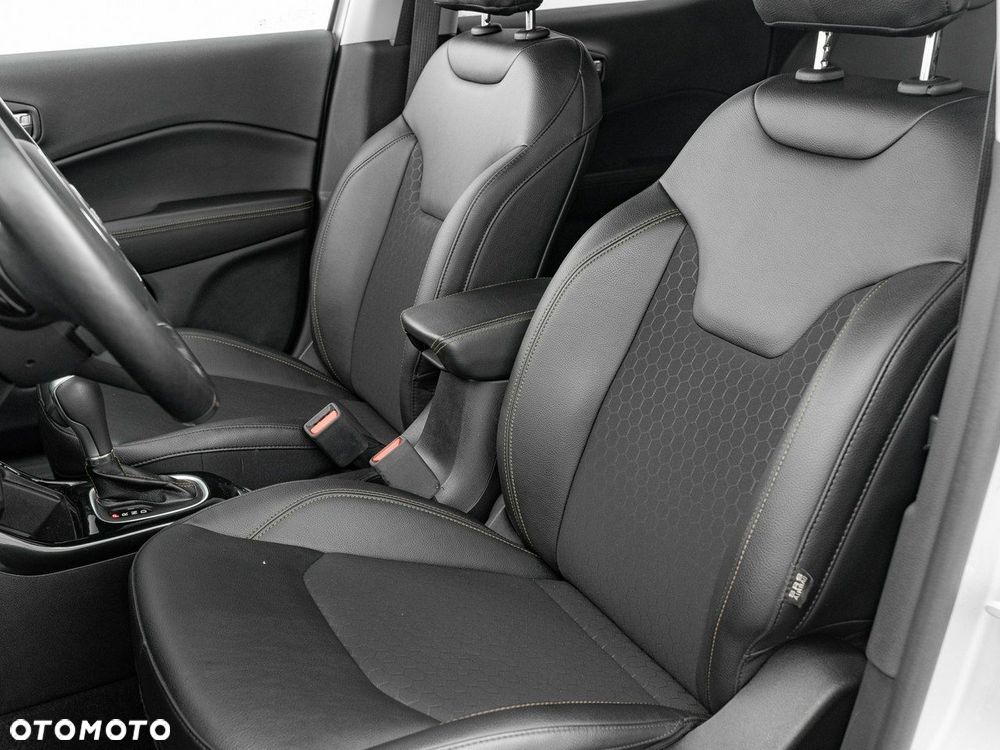 Jeep Compass 1.3 TMair Limited FWD S&S DDCT - 15