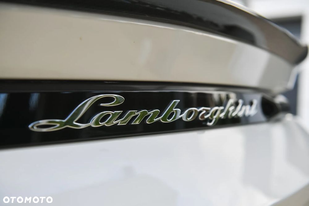 Lamborghini Urus - 6