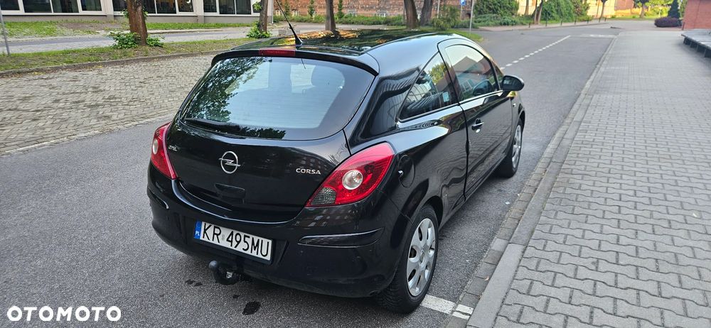 Opel Corsa 1.2 16V Cosmo - 4