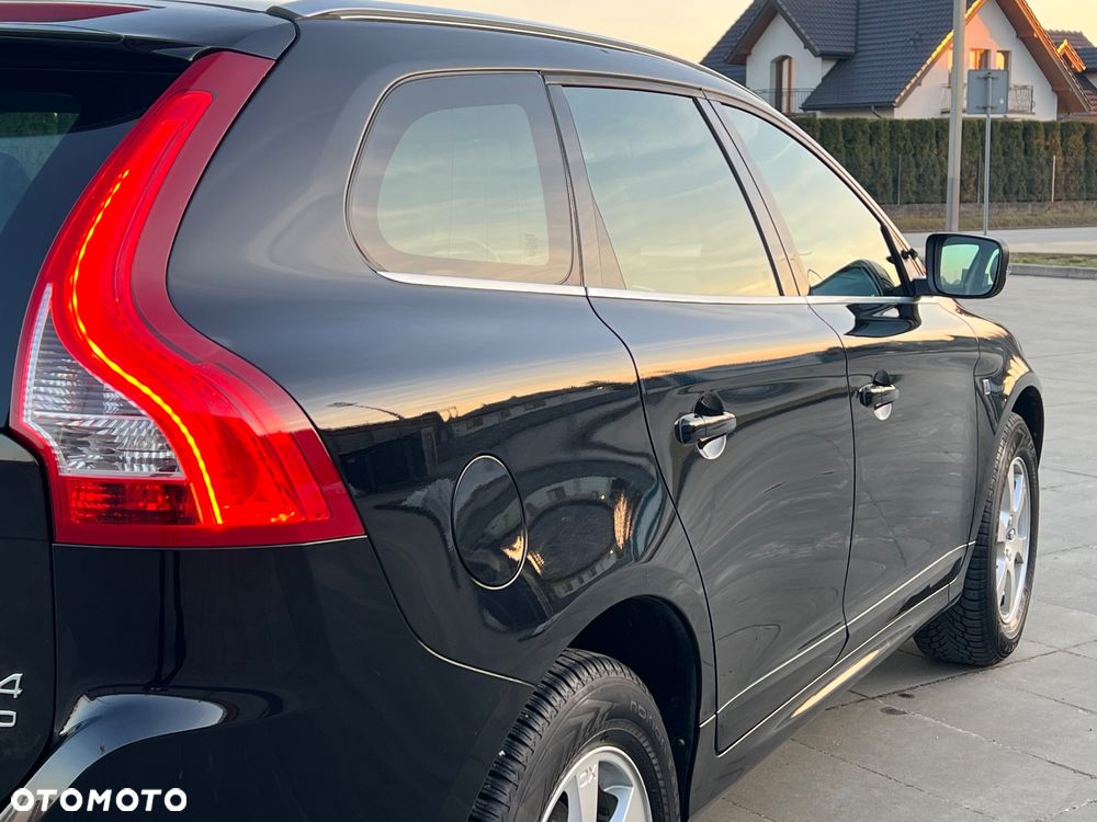 Volvo XC 60 D4 AWD Ocean Race - 14