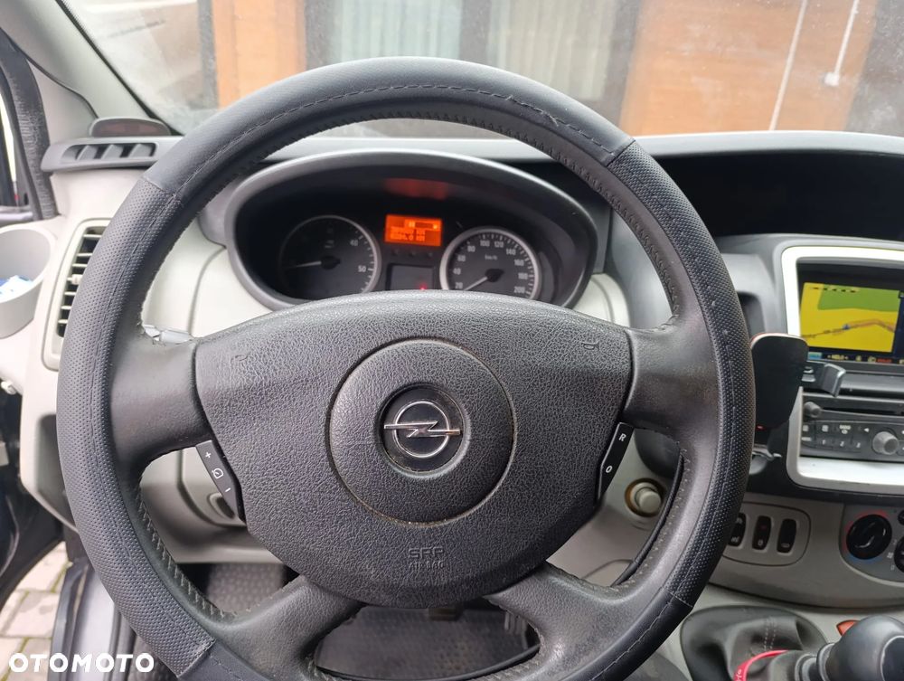 Opel Vivaro - 20