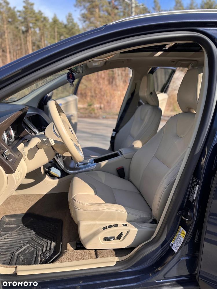 Volvo XC 60 3.2 AWD Summum - 16