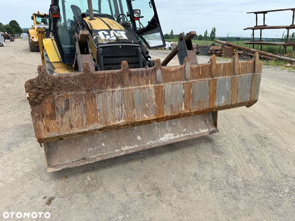 Caterpillar 432 D 4X4 - 29