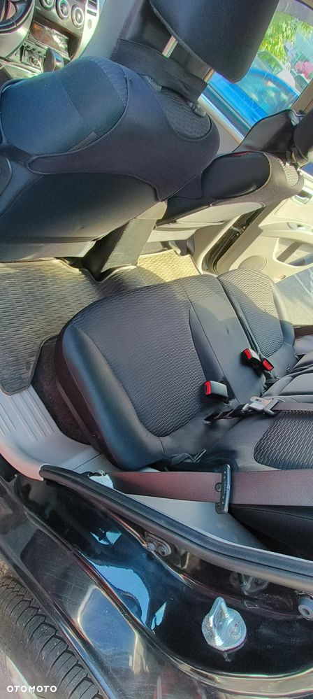 Mitsubishi Pajero Sport 2.5 DID Intense + - 11