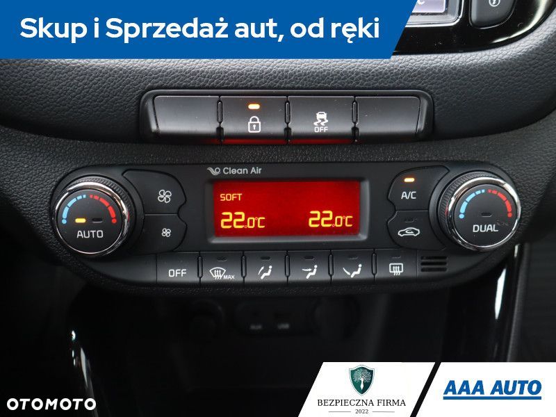 Kia Ceed - 14