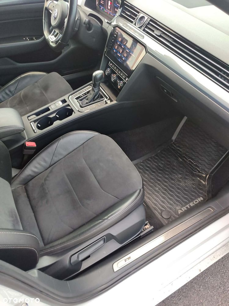 Volkswagen Arteon 2.0 TDI SCR DSG R-Line - 16