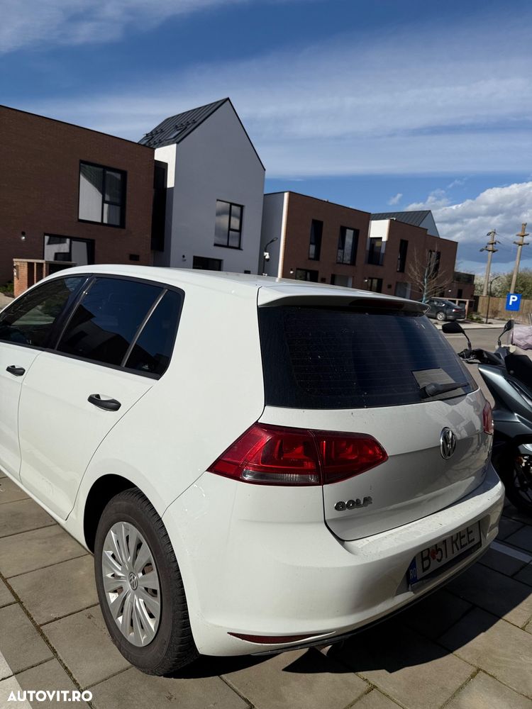 Volkswagen Golf 1.6 TDI BMT Comfortline - 27