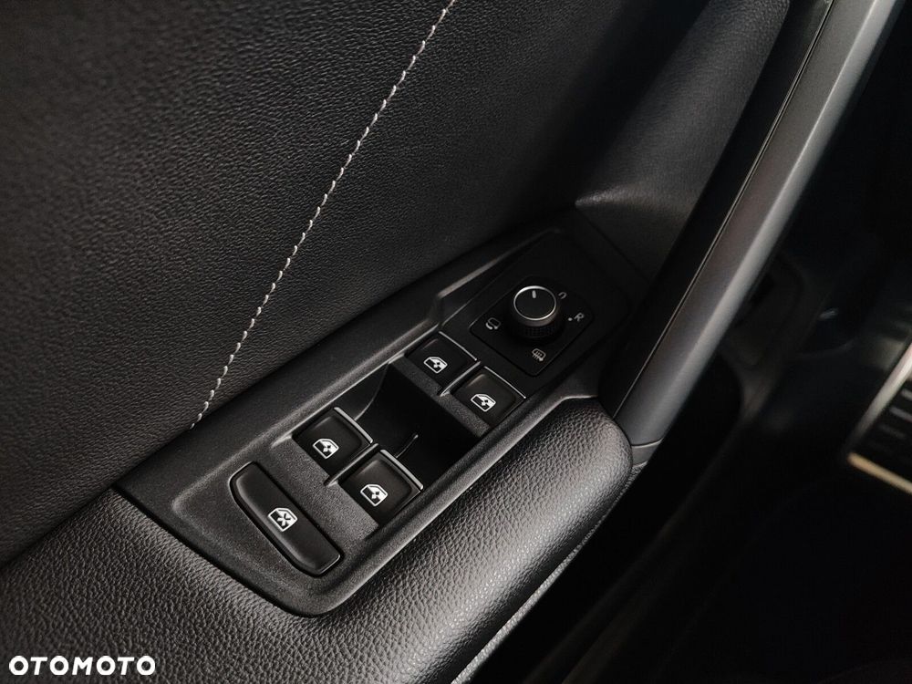 Volkswagen Tiguan 2.0 TDI SCR 4Mot R-Line DSG - 20