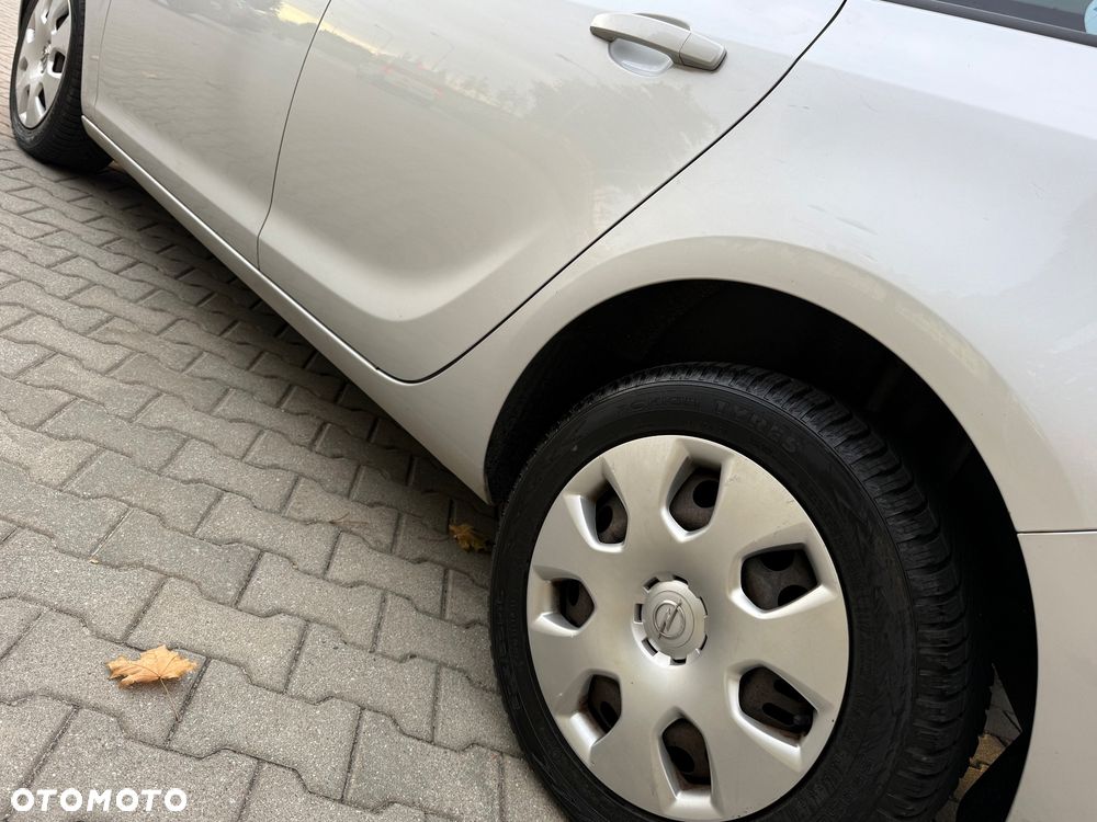 Opel Astra - 10