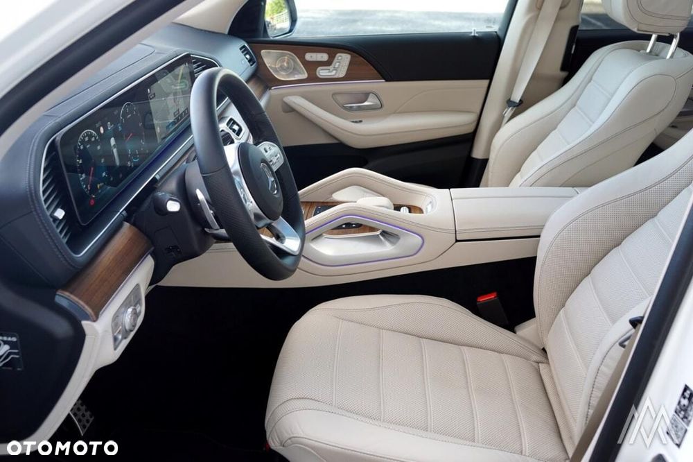 Mercedes-Benz GLS - 10