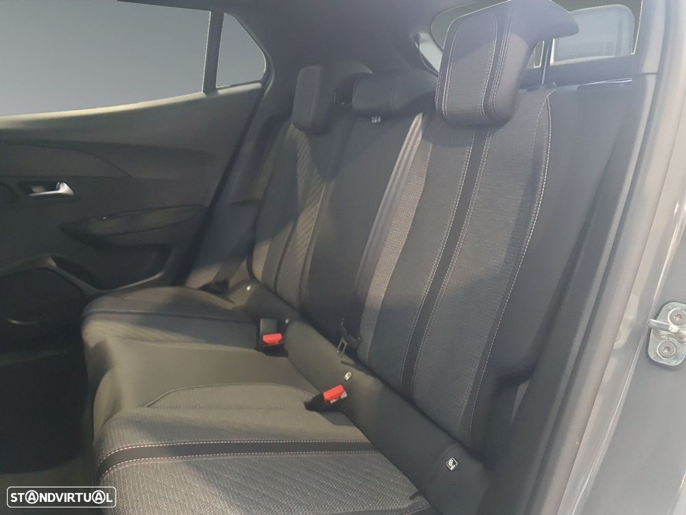 Peugeot 2008 1.2 Hybrid Allure e-DCS6 - 14