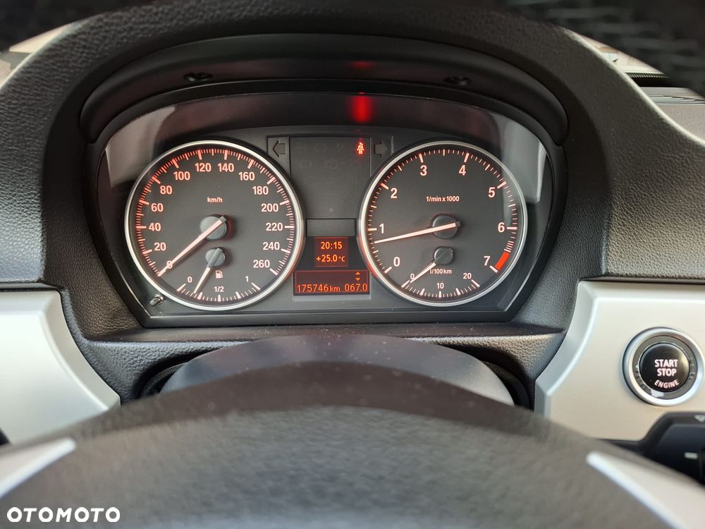 BMW Seria 3 318i - 19