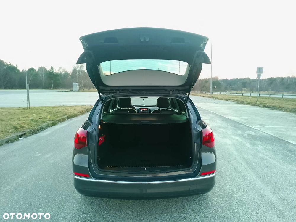 Opel Astra 1.6 CDTI DPF ecoFLEX TourerStart/Stop Exklusiv - 29