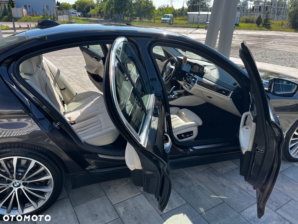 BMW Seria 5 - 16