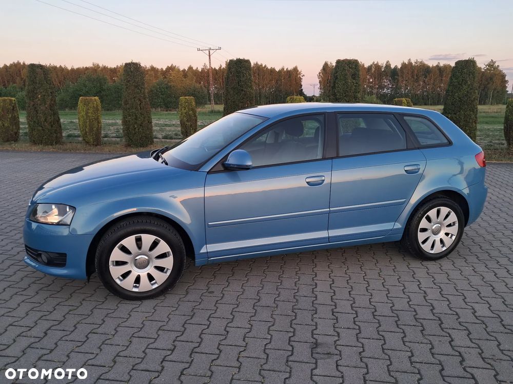 Audi A3 Sportback 1.6 Ambition - 13
