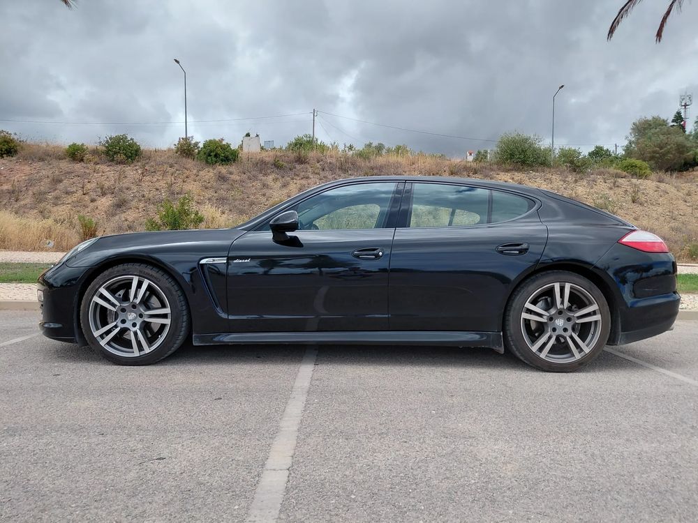 Porsche Panamera Platinum Edition