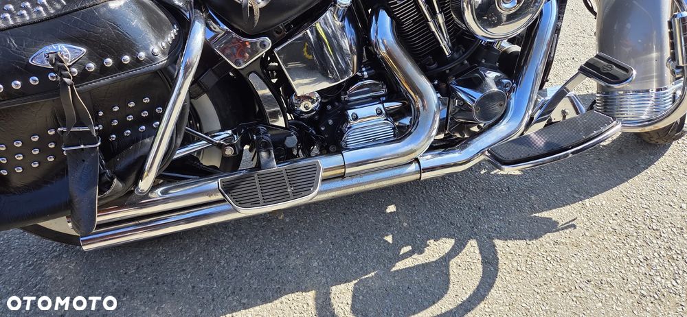 Harley-Davidson Softail Heritage Classic - 23