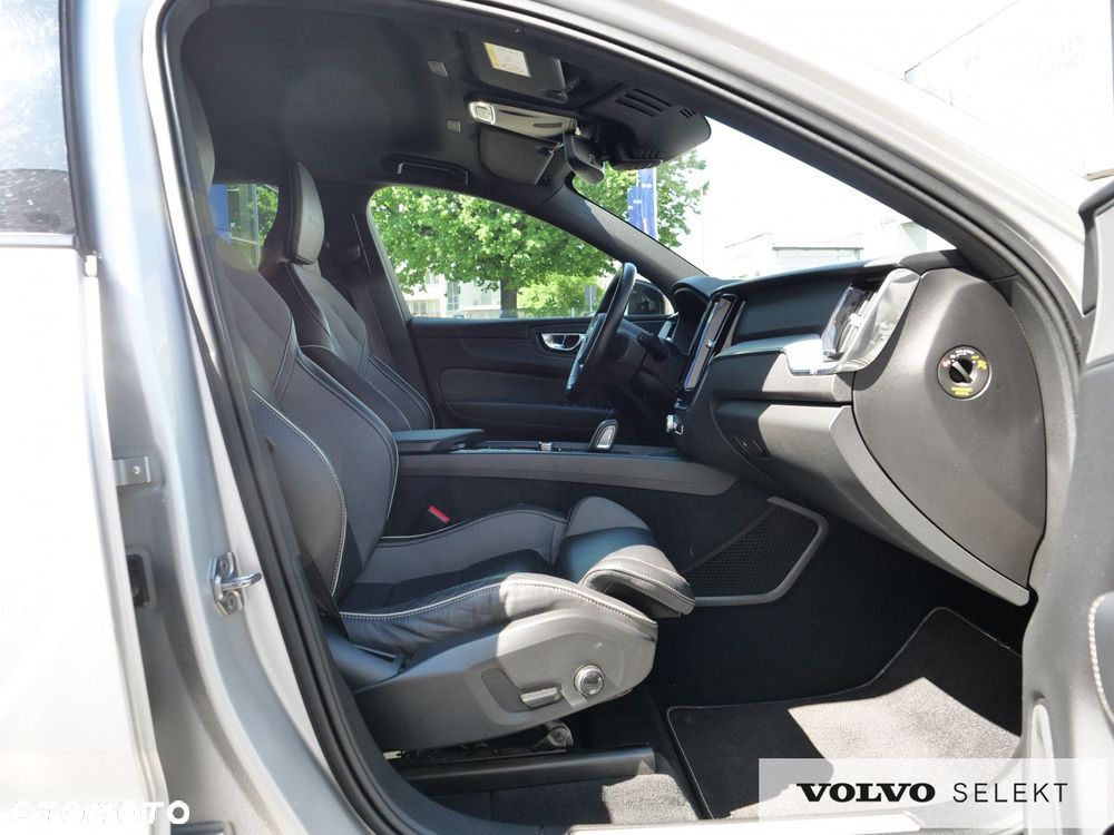 Volvo XC 60 - 30