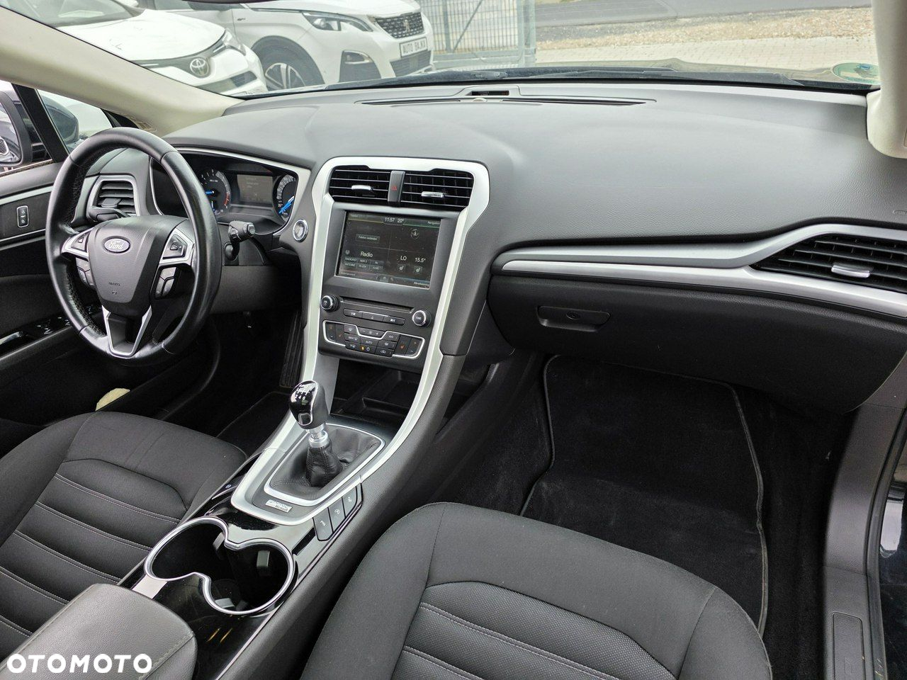 Ford Mondeo 2.0 EcoBlue Titanium - 36