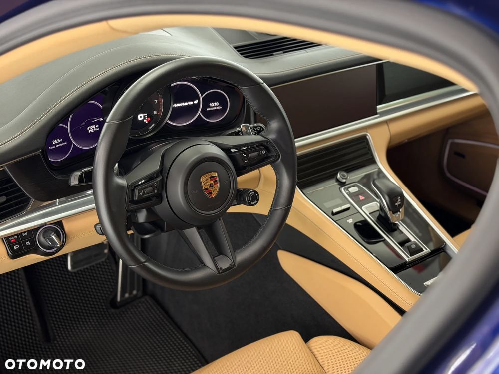 Porsche Panamera 4 E-Hybrid Platinum Edition - 4