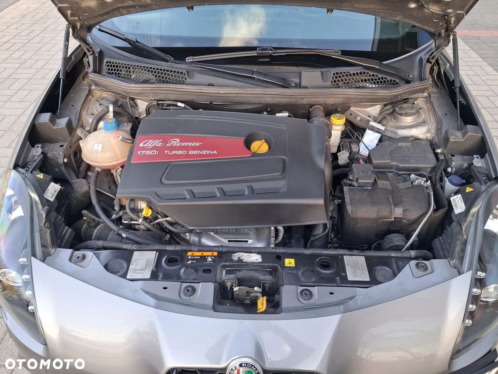 Alfa Romeo Giulietta 1750 TBi Veloce TCT - 22