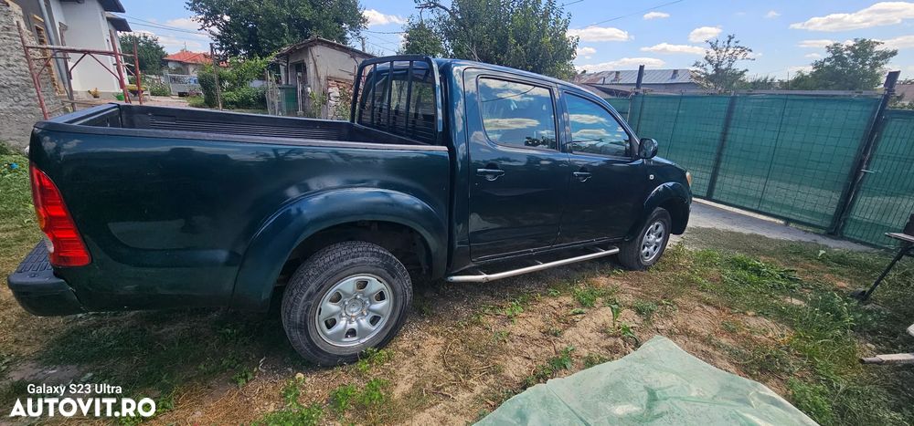 Toyota HILUX - 6