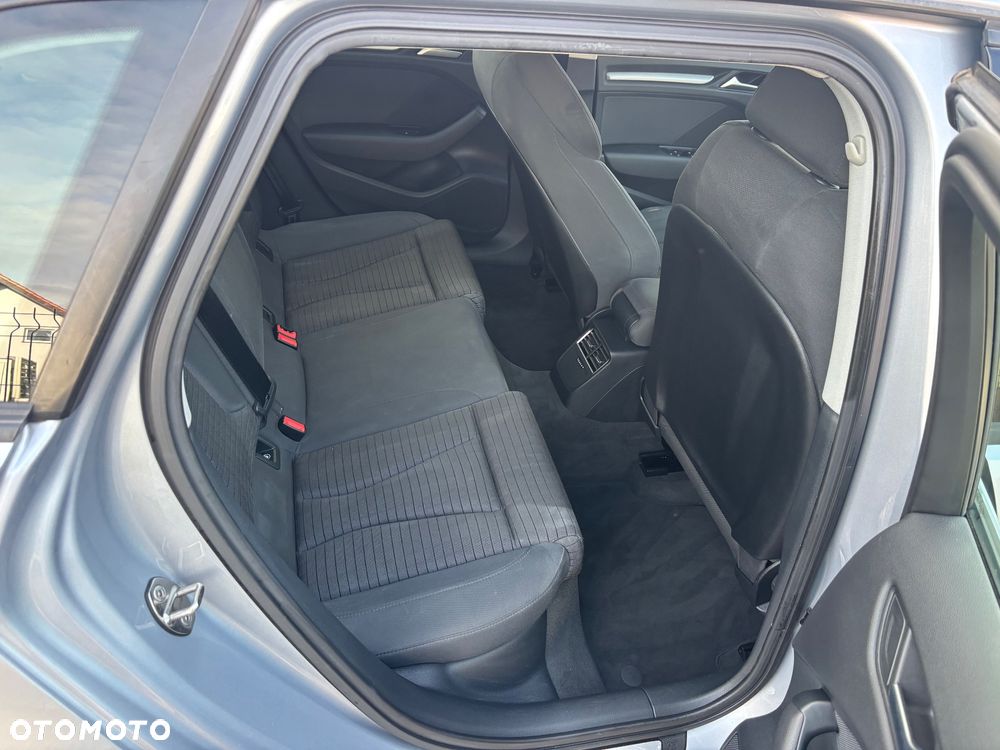 Audi A3 Sportback 1.4 TFSI cylinder on demand ultra Ambition - 11