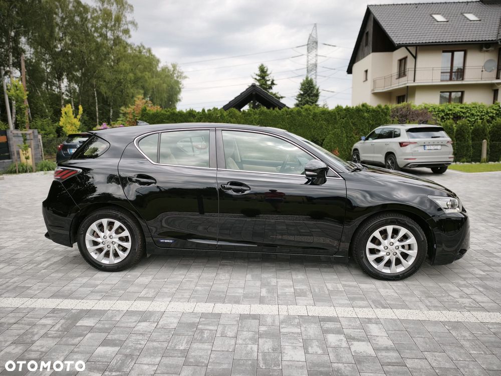 Lexus CT 200h F Sport - 8
