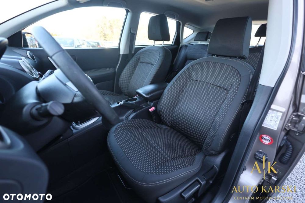 Nissan Qashqai - 38